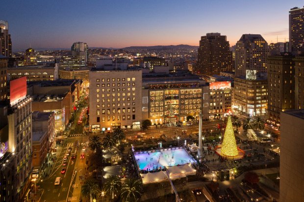 Safeway Holiday Ice Rink in Union Square is lit up for the holiday season (Courtesy Prismatic Communications)